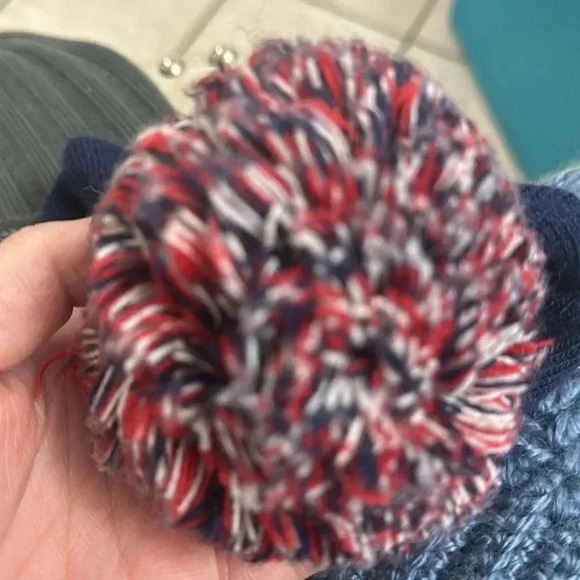 UNISEX LEVIS BEANIE - Picture 5 of 6